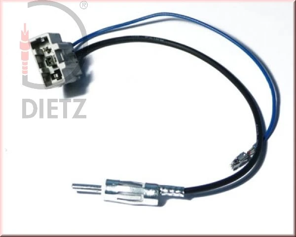 Nosač antene Nissan za 150 Ohm, priključak za radio i audio sustave.