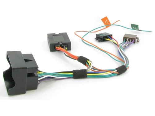 Konektor za komande na volanu Citroen C2 (2006-) za jednostavnu instalaciju.