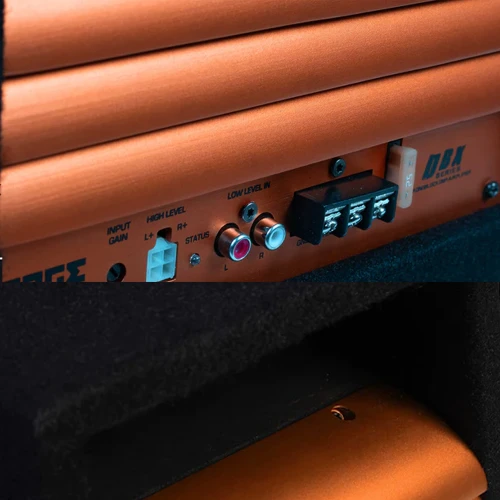 Aktivni subwoofer Edge EDBX10ADSP-E3 za snažan bas u automobilu, s naprednim DSP upravljanjem i viso.