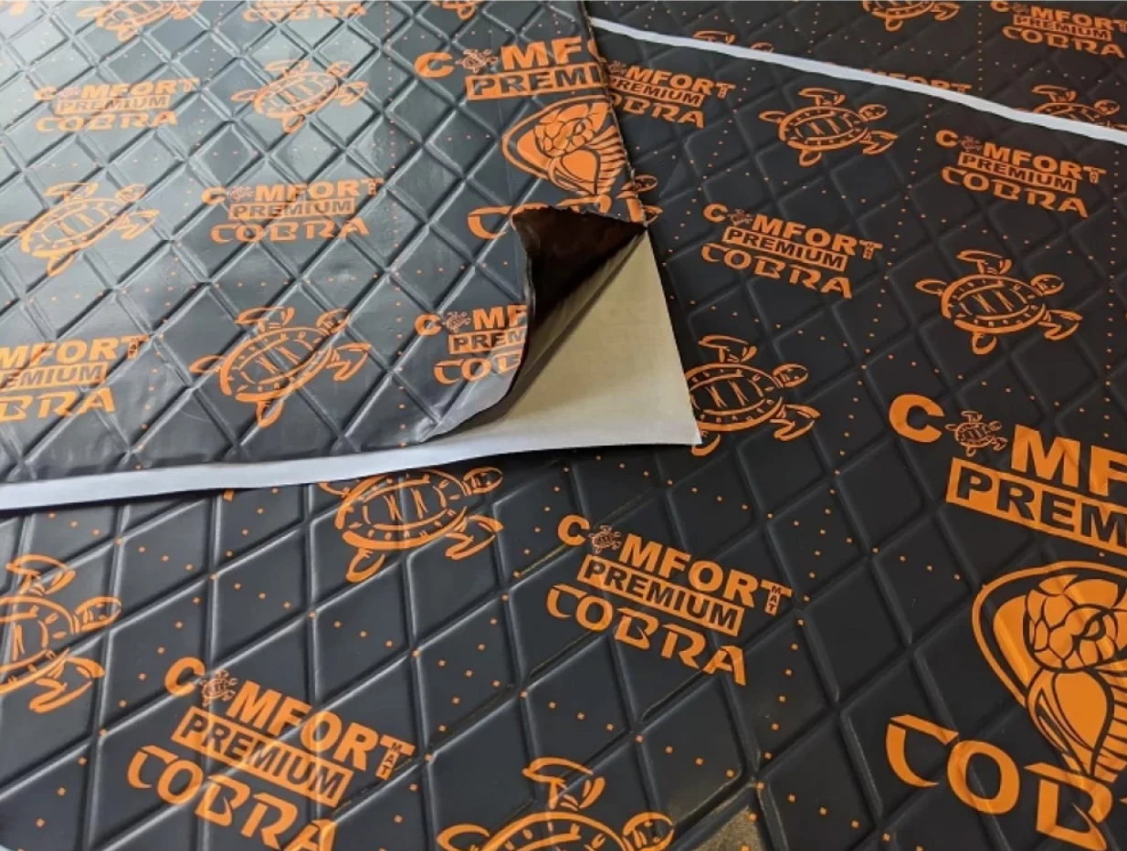 Izolacija COMFORT MAT COBRA 2,3 mm za zvučnu i toplinsku izolaciju u vozilima.