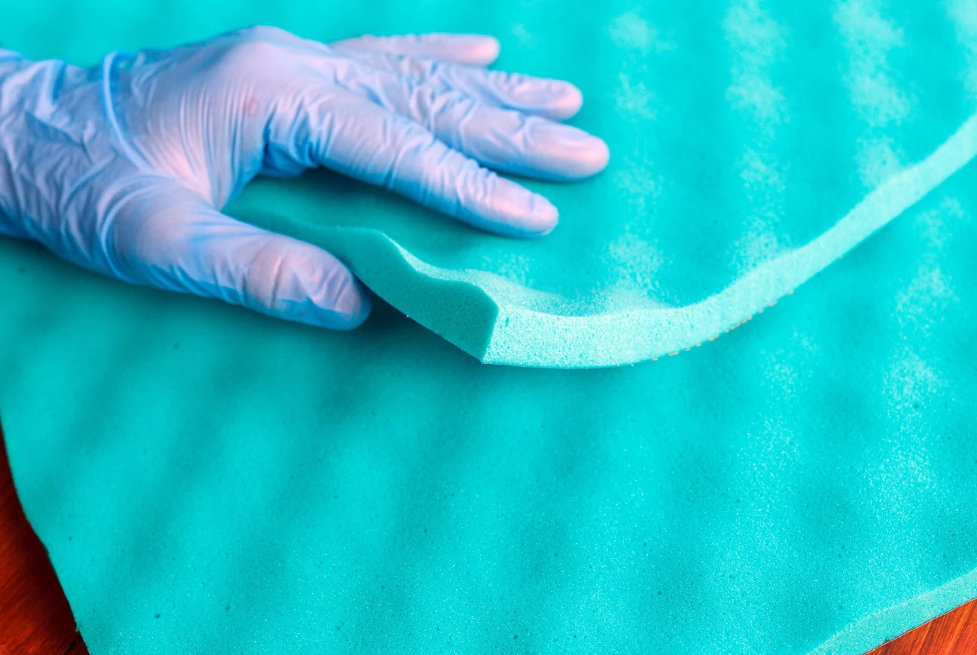 Izolacijska pjena COMFORT MAT SOFT WAVE EXPERT 15 mm za zvučnu i toplinsku izolaciju.