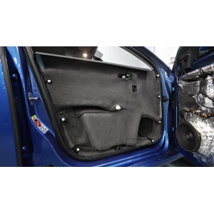 Detalj izolacijske pjene za unutrašnjost automobila, zvučna i toplinska izolacija.