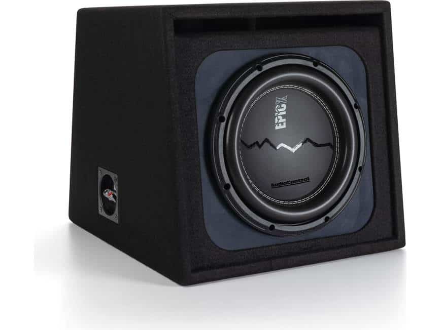 Audio Control EPICX V10 subwoofer u kutiji za auto zvuk.