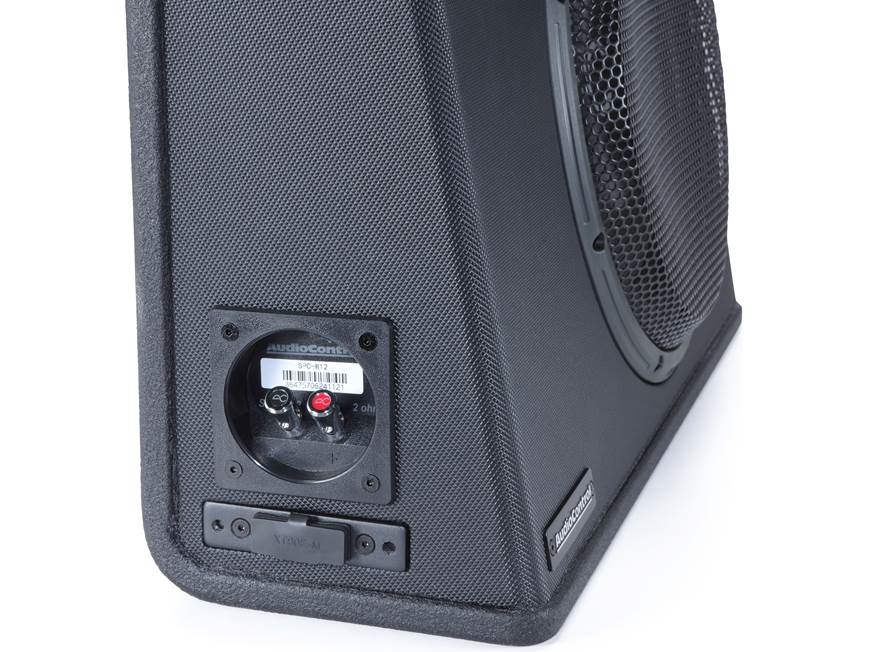 Audio Control SPC-W12 subwoofer u kućištu za auto zvuk.