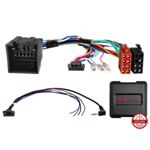Auto audio kabeli i kontroler za instalaciju u vozilu.