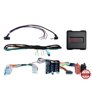 Auto audio instalacijski set s kabelima i kontrolerom.