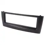 Crni auto radio okvir za ugradnju u automobil.