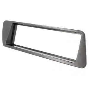 Metalni okvir za ugradnju auto radio uređaja.