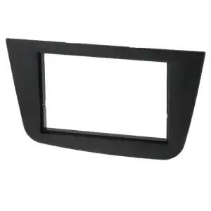 Crni auto radio okvir za ugradnju u automobil.