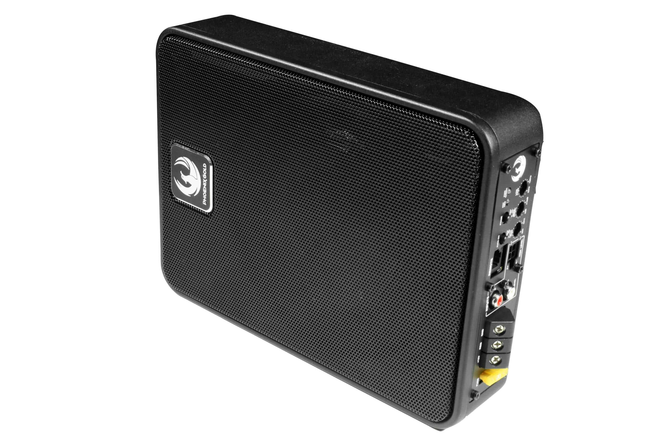 Aktivni subwoofer u kutiji Phoenix Gold ZB8P za auto zvuk.