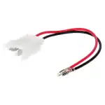 Kabel za povezivanje auto alarma s crvenom i crnom žicom.