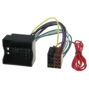 Konektor ISO za Fiat s kablovima za audio sustav.