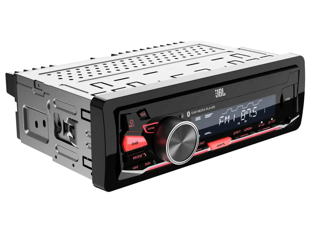 JBL auto radio s digitalnim ekranom i kontrolama.